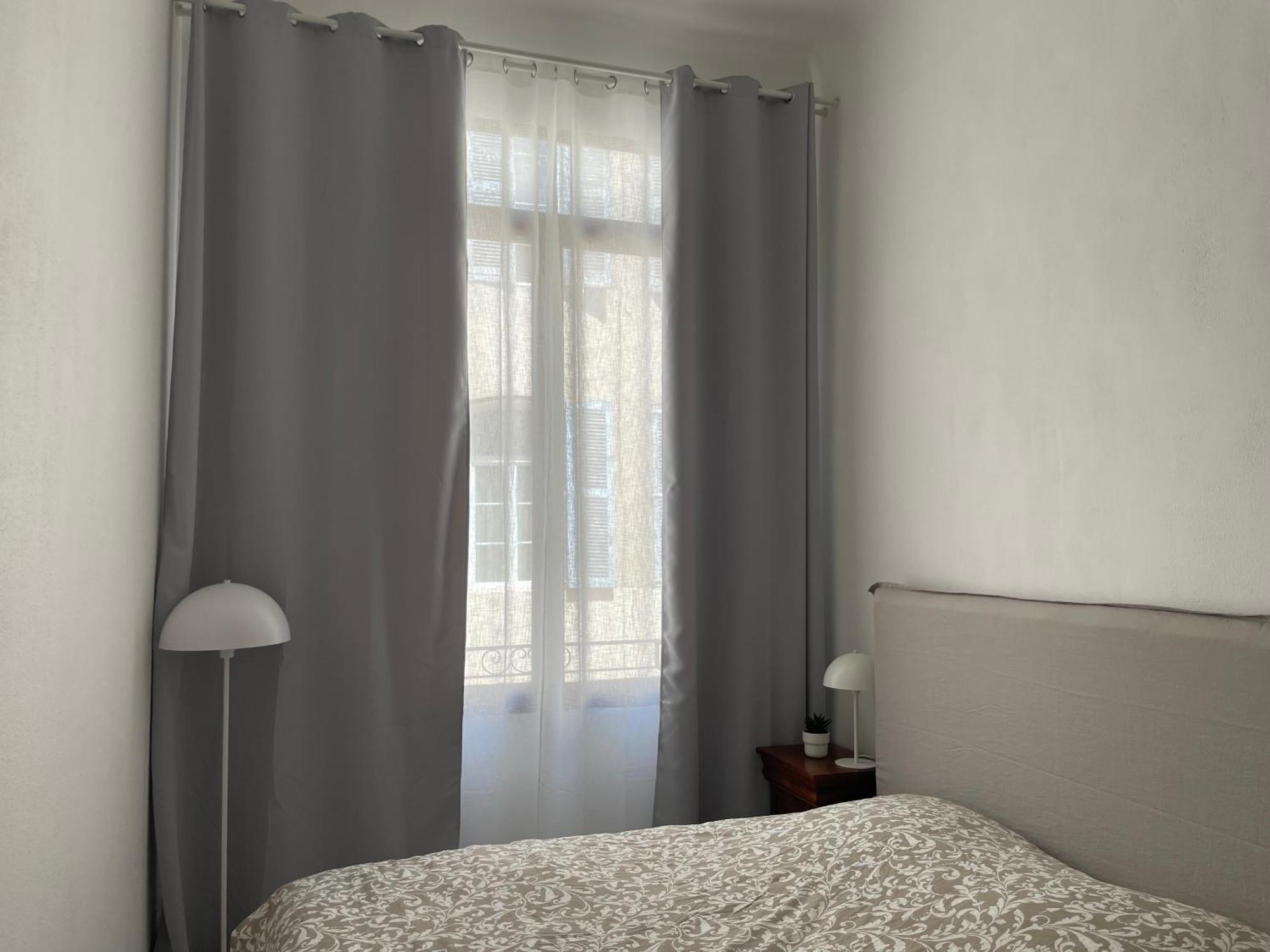 Апартаменты L Authentique - Un Voyage En Provence Экс-ан-Прованс Экстерьер фото